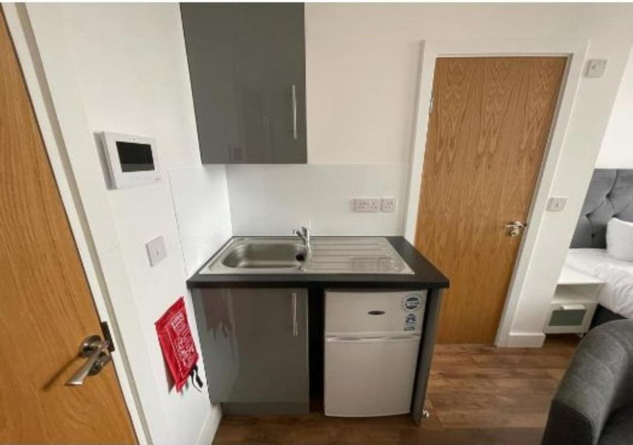 Apartment Webberley Stylish And Spacious Unit In On Trent